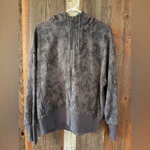 Old Navy Men's Black and Gray Zip-Up Sweater